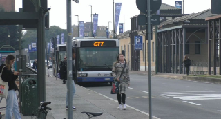 Sciopero nazionale, forti disagi per chi deve prendere bus e tram